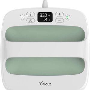 Cricut EasyPress 2 Heat Press Machine